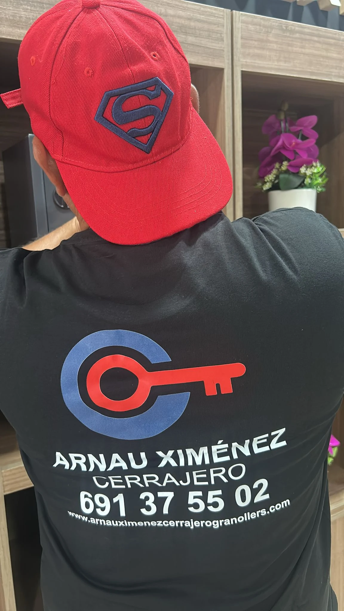 Revisión de cerradura en un servicio real de Arnau Ximénez
